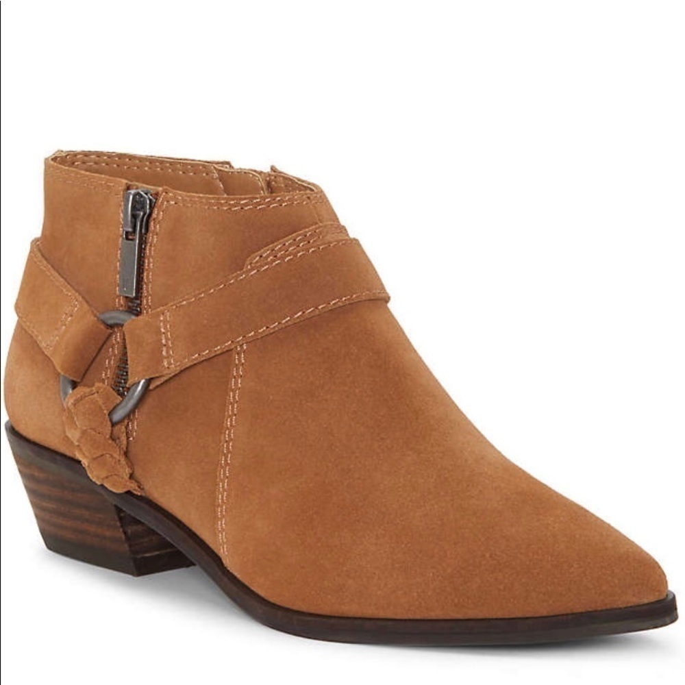 lucky BRAND ENITHA ankle booties. Suede
